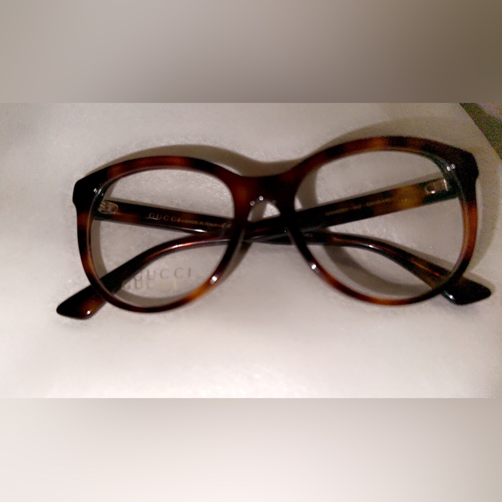 Gucci glasses